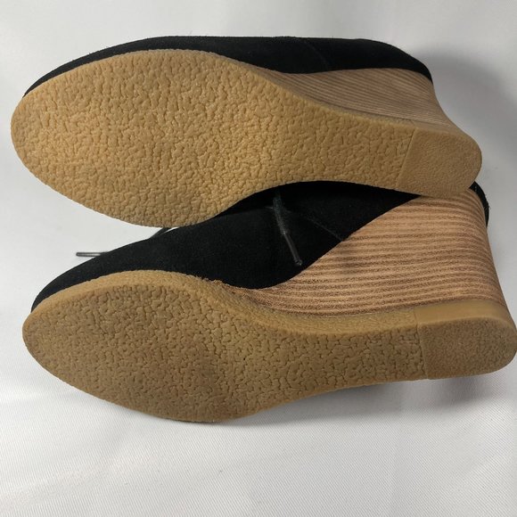 Express Women’s Platform Wedge High Heel Bootie Boots Black Gum sole Size 6 - Picture 9 of 10